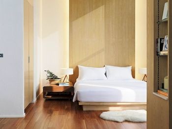 Aparthotel Balcony Seaside Serviced Apartments