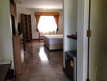 Apartamento Suwan Driving Range And Resort