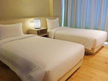 Aparthotel Balcony Courtyard Serviced Apartments