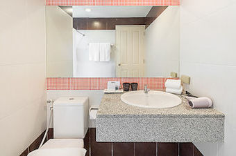 Hotel Isanook Airport Residence