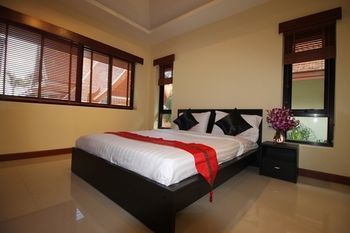 Bang Saray Beach Villa