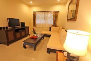Thai Thani Pool Villa Resort
