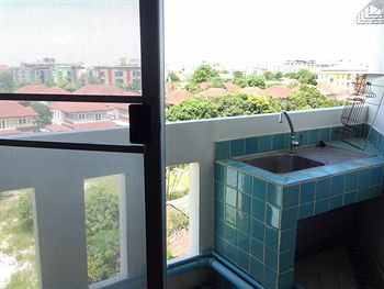 Hotel Yanadin Serviced Apartment