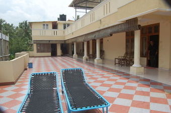Hotel Hawah Beach Resort