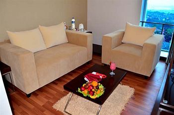 Emersia Hotel & Resort