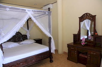 Hotel Rising Star Beach Resort Amed