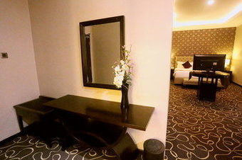 Adhiwangsa Hotel & Convention Hall