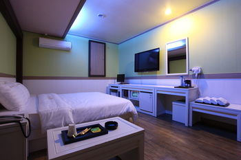 Ks Hotel