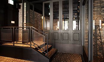 Lee Design Hotel