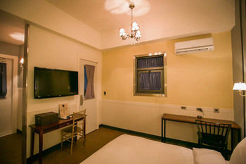 648 Hotel