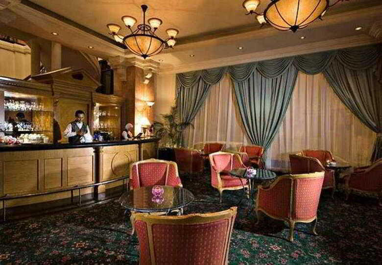 Hotel Renaissance