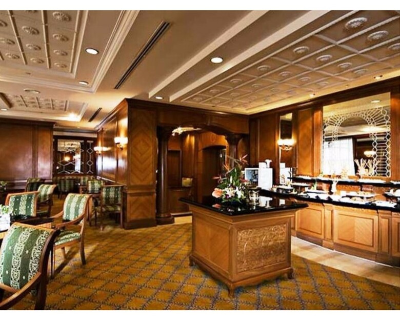 Hotel Renaissance