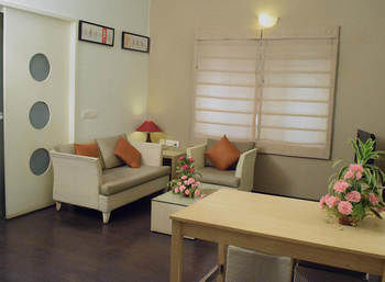 Aparthotel Amc Comforts At Brigade Homestead