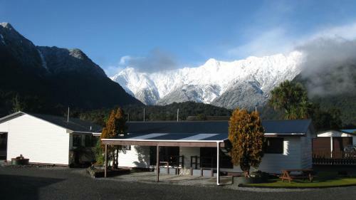 Lake Matheson Motel