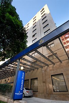 Golden Tulip Suites Dubai
