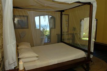 Hotel Casa Rex By Sol Resorts