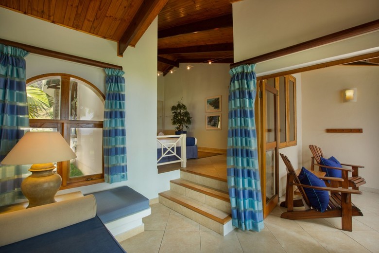 Coco De Mer Hotel And Black Parrot Suites
