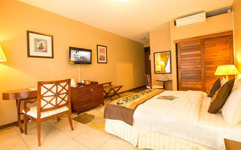 Hotel Humura Resort