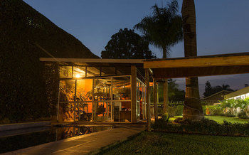 Hotel Humura Resort