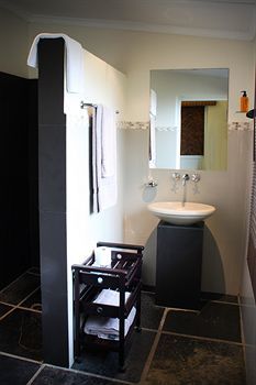 Bed & Breakfast Somerset Villa Guesthouse