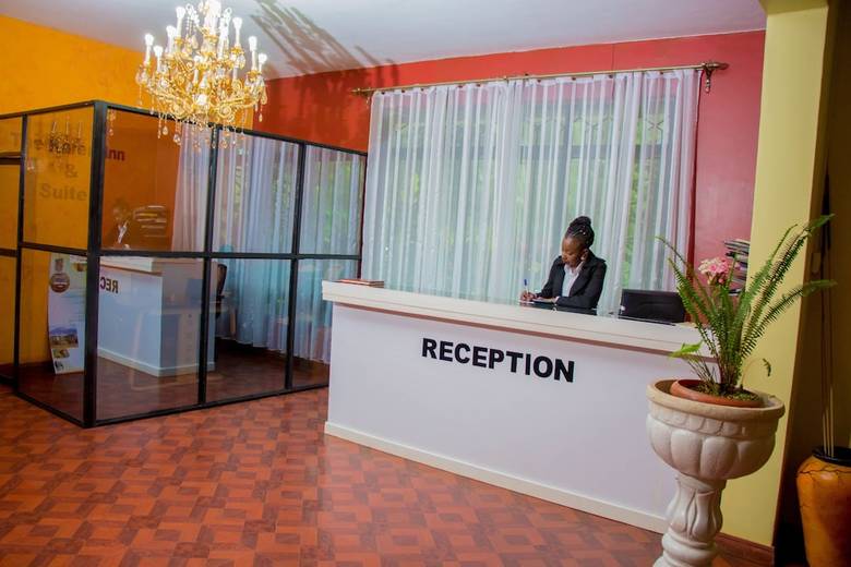 Hotel Karen Inn And Suites