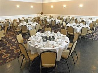 Red Deer Lodge Hotel And Conference Centre