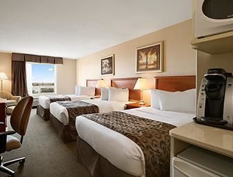 Hotel Ramada Clairmont/grande Prairie