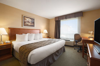 Hotel Ramada Clairmont/grande Prairie
