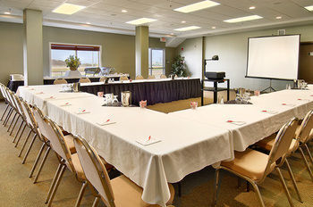 Hotel Ramada Clairmont/grande Prairie
