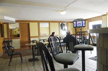 Hotel Airport Traveller's Inn