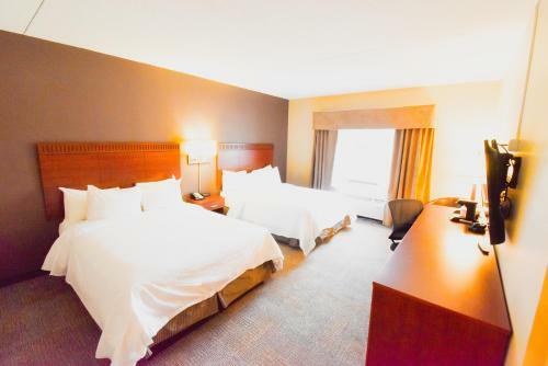 Hotel Canad Inns Destination Centre Garden City