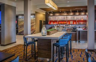 Hotel Courtyard By Marriott Winnipeg Airport