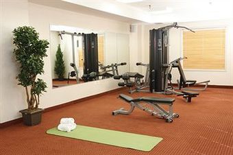 Pomeroy Inn & Suites Hotel