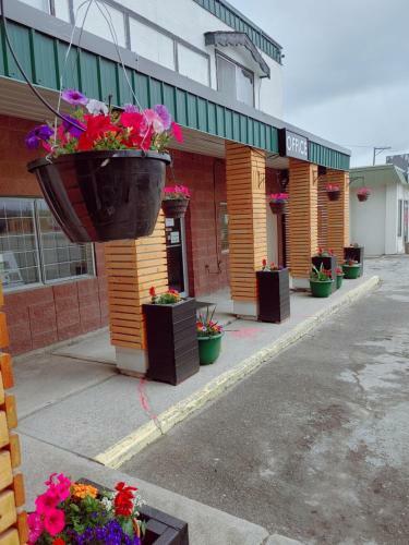 Motel Kootenay Country Inn