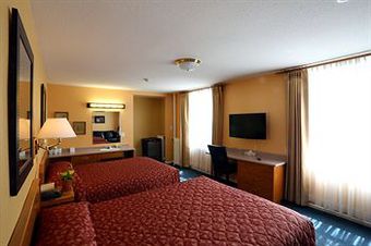 James Bay Inn Hotel & Suites