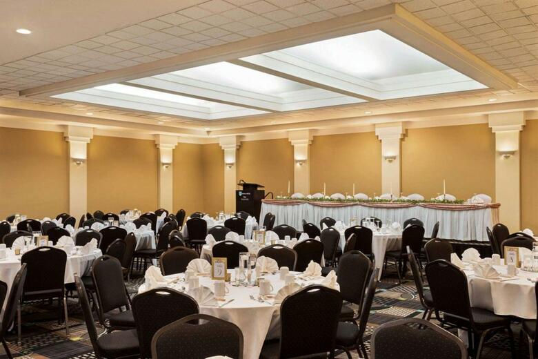 Executive Royal Hotel Regina