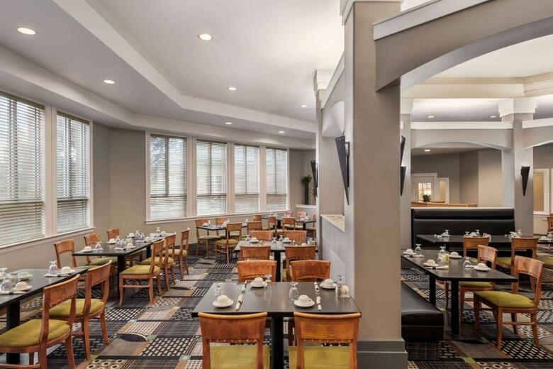 Executive Royal Hotel Regina