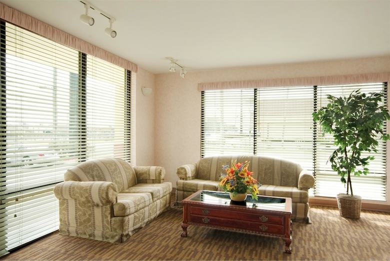 Motel Americas Best Value Inn & Suites-mobile