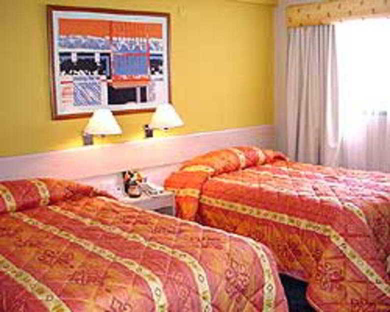 Hotel Lincoln Suites