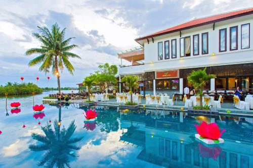 Hotel Hoi An Beach Resort