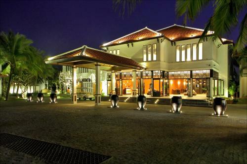 Hotel Hoi An Beach Resort