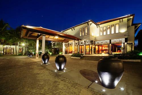 Hotel Hoi An Beach Resort