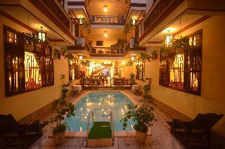 Hotel Nhi Nhi