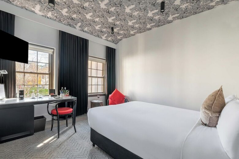 Diamant Boutique Hotel Canberra