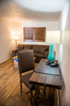 Motel Hacienda De L�al