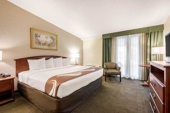 Hotel Quality Inn & Suites
