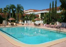 Hotel Quality Inn & Suites