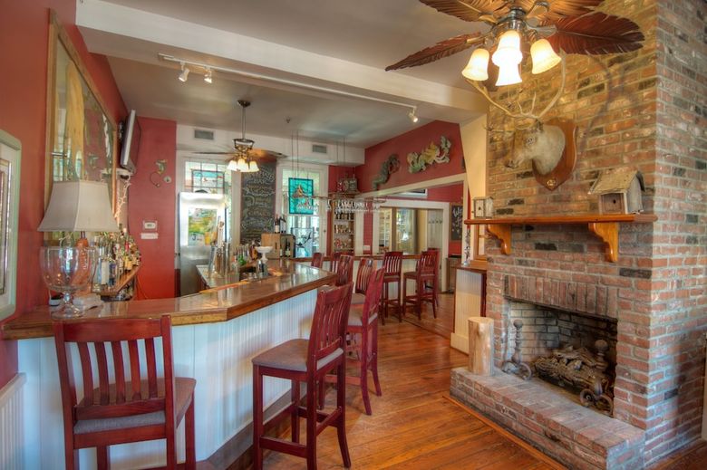 Hostal Florida House Inn