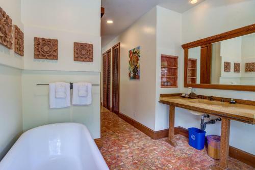 Bed & Breakfast Ho'oilo House