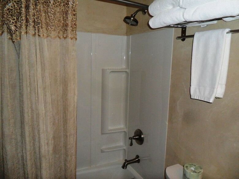 Motel Backcountry Inn